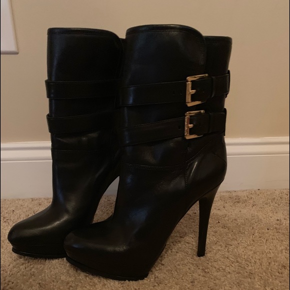 Michael Kors Heeled Leather Boots - Picture 5 of 7
